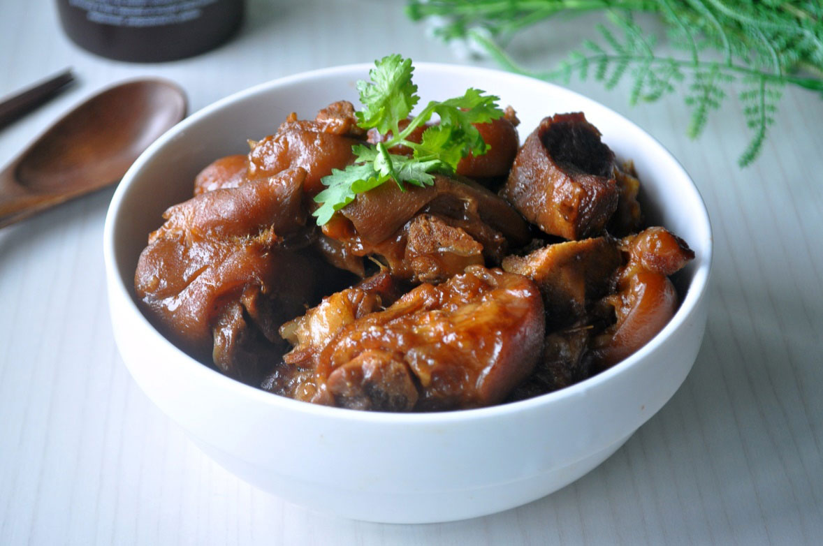 Carne de cerdo guisada