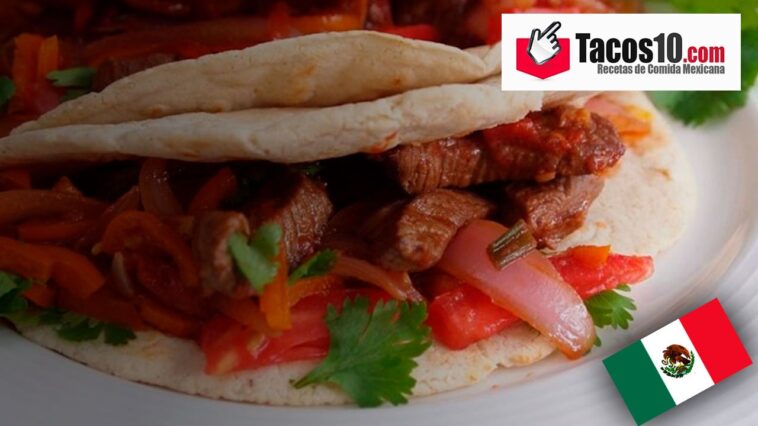 Tacos de lomo saltado