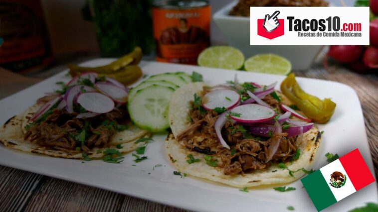 Tacos de res deshebrada