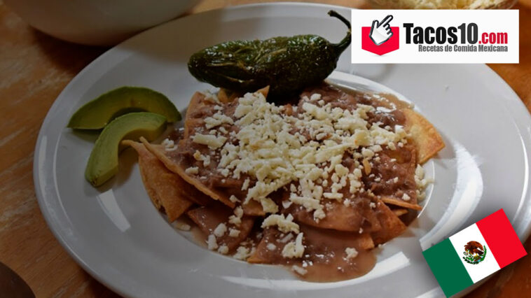 Chilaquiles con frijoles