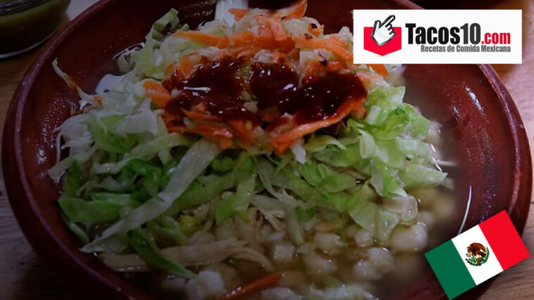 Pozole blanco de pollo