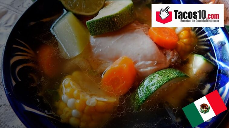 Caldo de Pollo