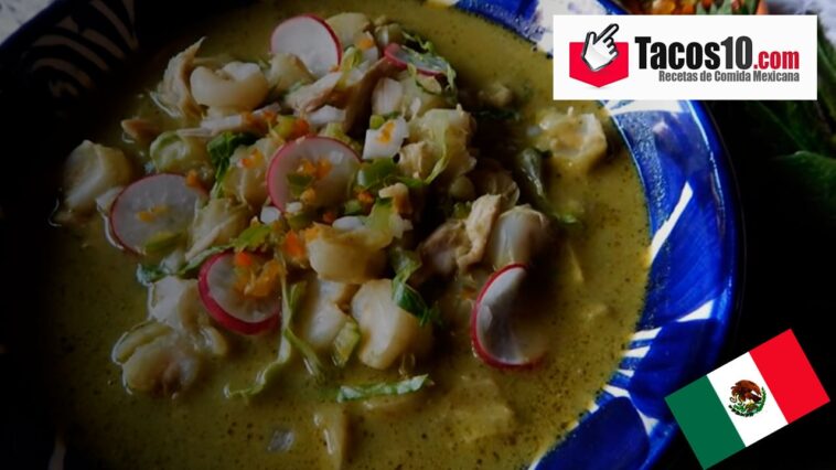 Pozole verde de pollo