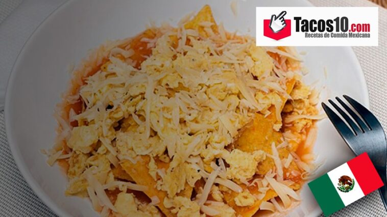 Chilaquiles con huevo revuelto